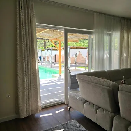 Villa Aqua Vista