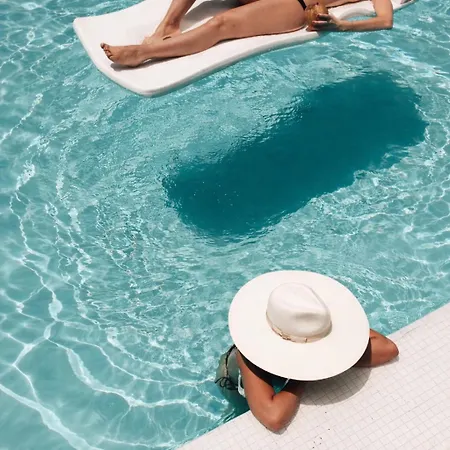 Aqua Vista Villa